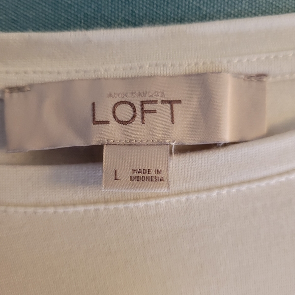 Ann Taylor LOFT Relaxed Softserve Slub Tee Size L - Picture 8 of 10